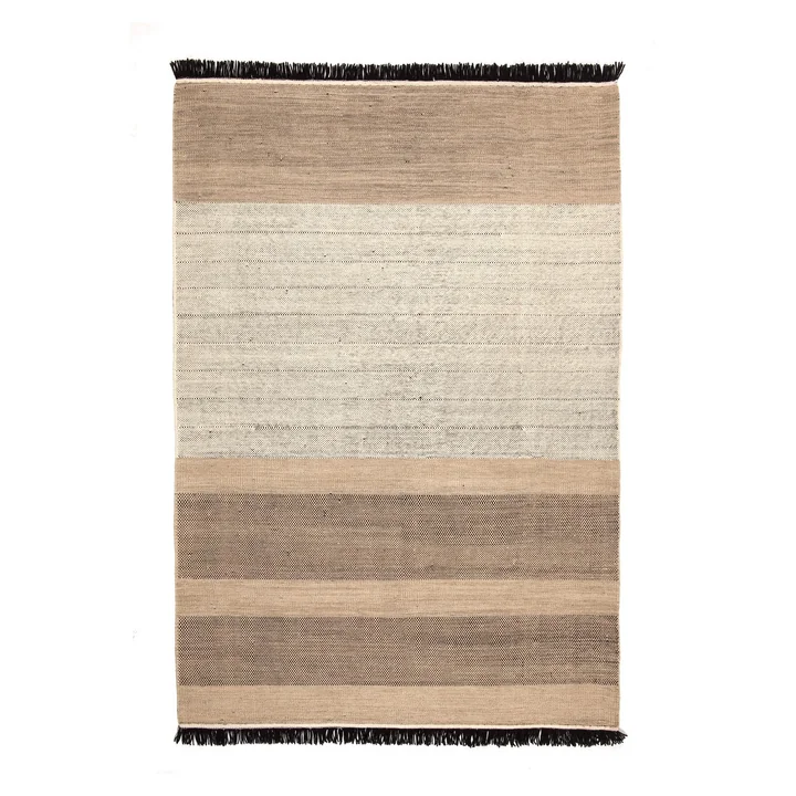 Tres Stripes 200 x 300 cm von nanimarquina in schwarz