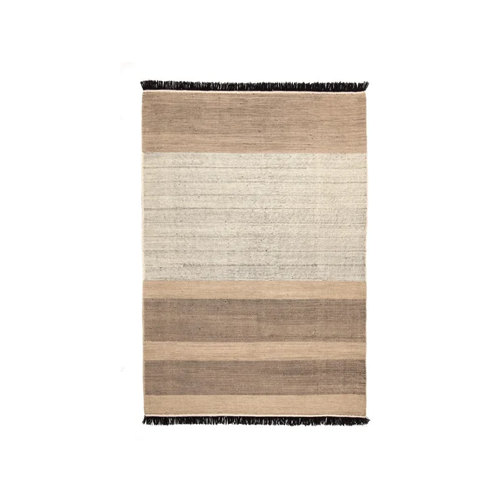 Tres Stripes 170 x 240 cm von nanimarquina in schwarz