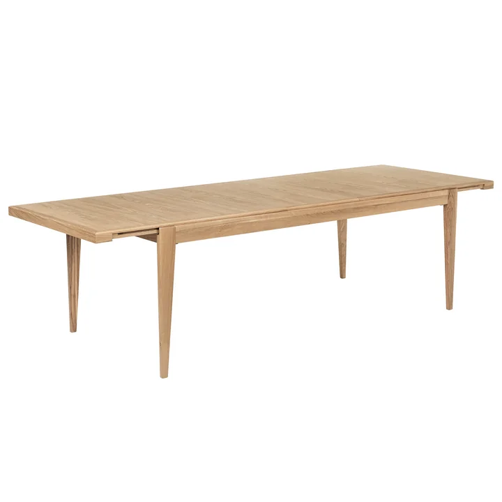 S-Table, rechteckig ausziehbar, 95 x 220-320 cm, Eiche matt lackiert von Gubi