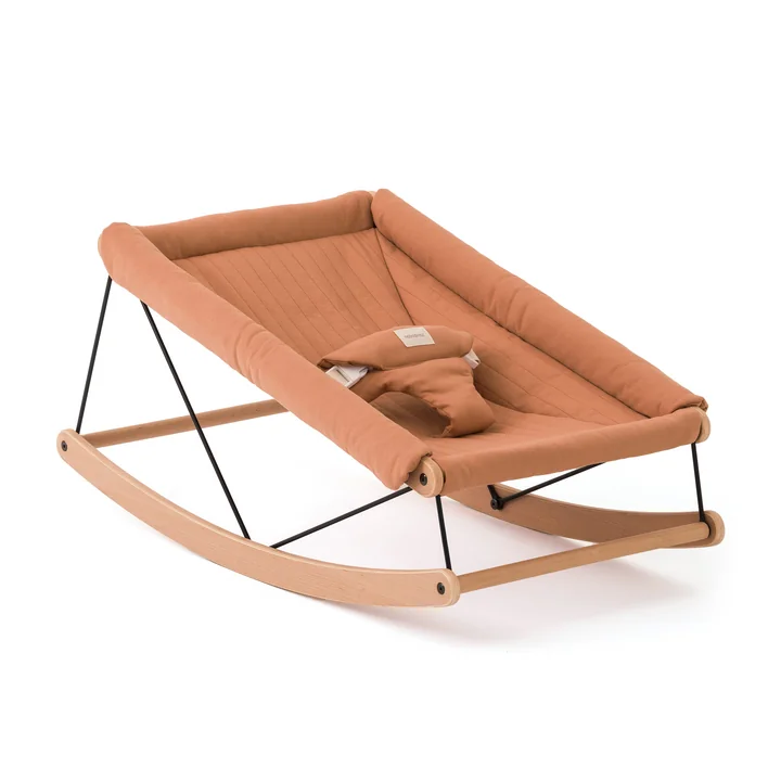 Growing Green Babywippe mit Polster von Nobodinoz in sienna brown