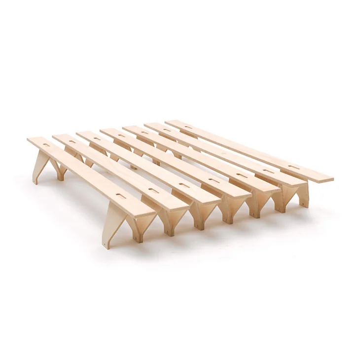 lieg Bett 140 x 195 cm von Tojo in Buche natur