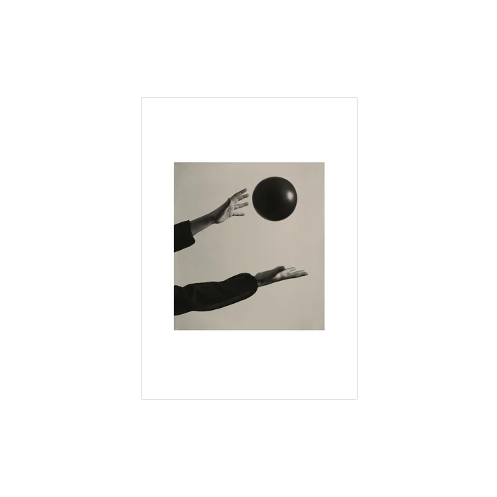 Play I Poster, 30 x 40 cm von Paper Collective