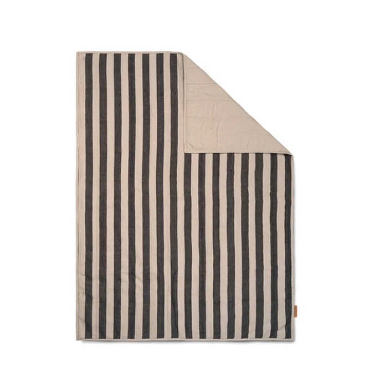 Grand Decke 120 x 170 cm von Ferm Living in sand / schwarz