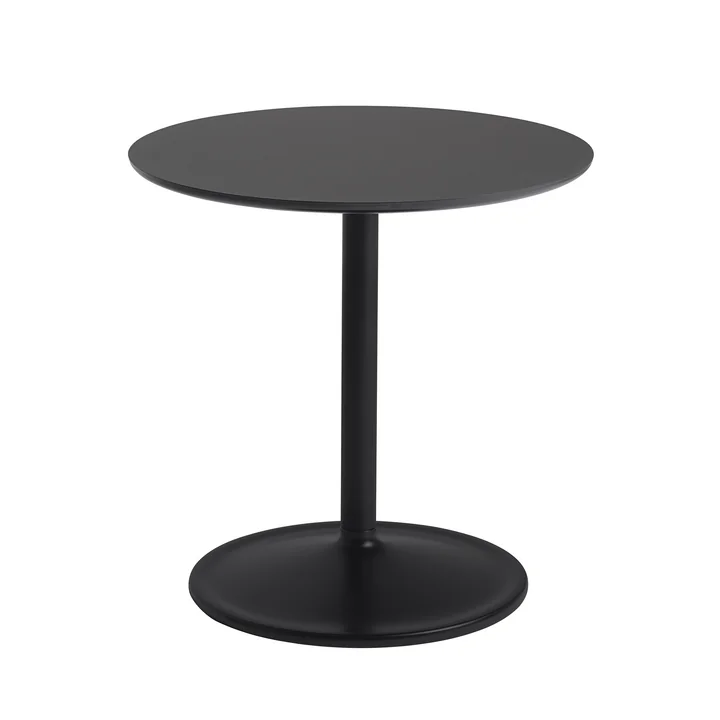 Soft Beistelltisch Ø 48 cm, H 48 cm von Muuto in schwarz