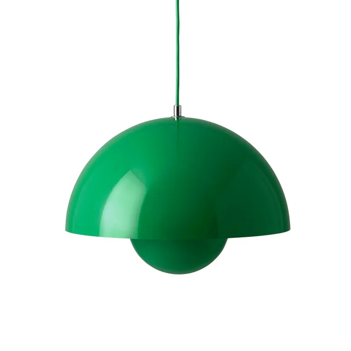 FlowerPot Pendelleuchte VP7 von &Tradition in der Farbe signalgrün