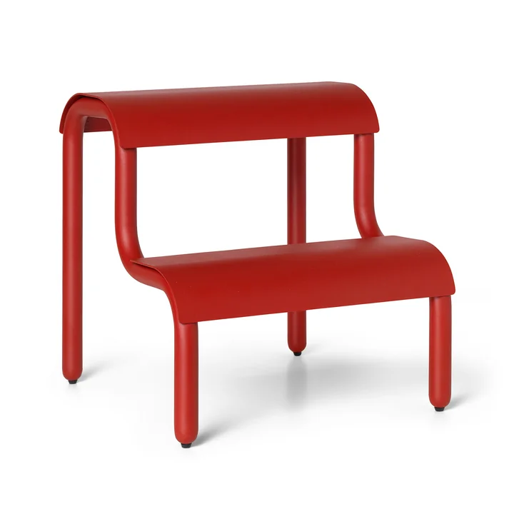 Up Step Multifunktionaler Hocker von Ferm Living in der Farbe poppy red