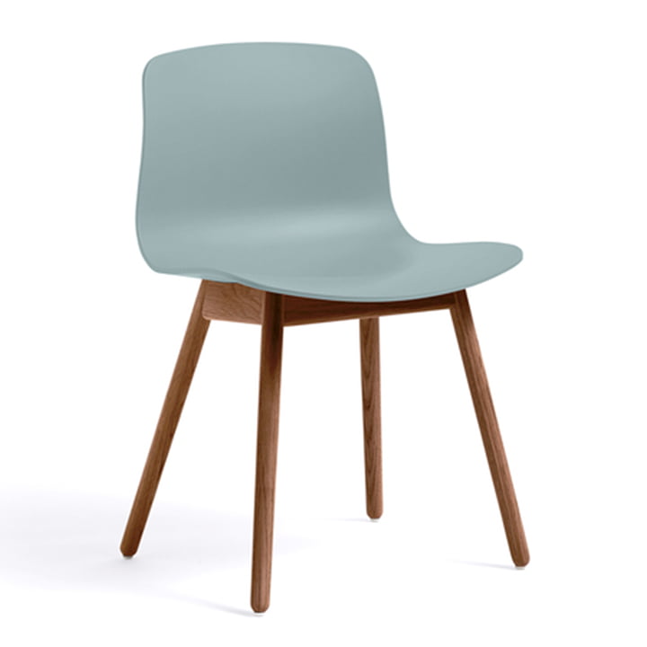About A Chair AAC 12 von Hay in Walnuss lackiert / dusty blue
