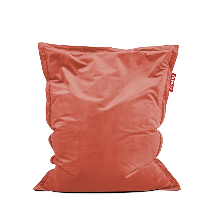 Sitzsack Original Slim Velvet recycled von Fatboy in der Farbe rhubarb