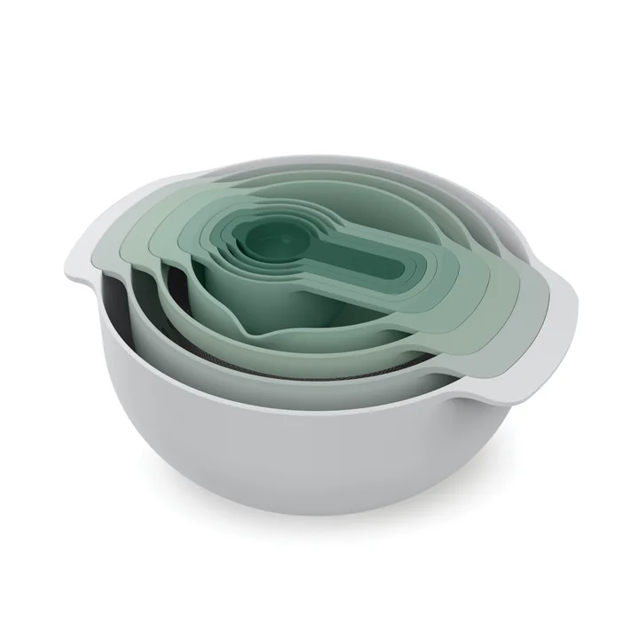 Nest 9 Plus Küchenset von Joseph Joseph in salbei
