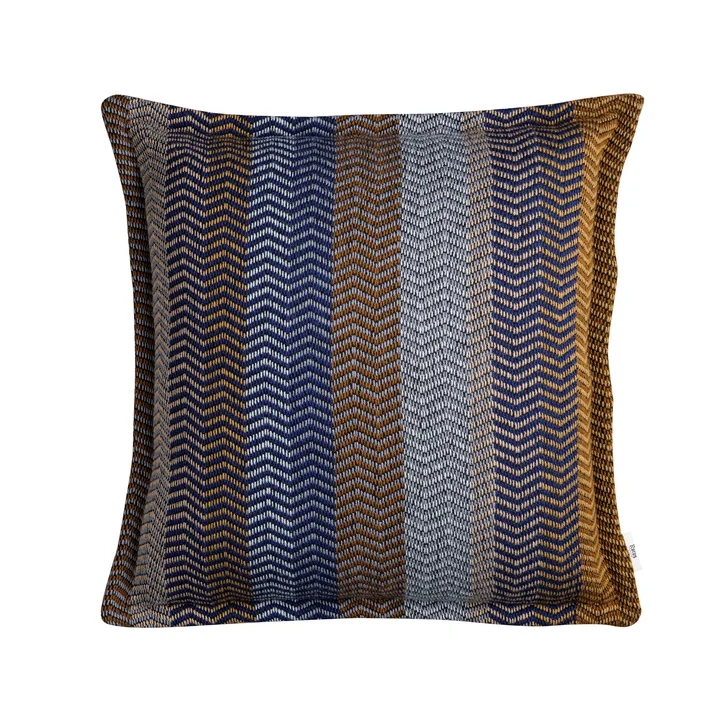 Fri Kissen 60 x 60 cm von Røros Tweed in november view