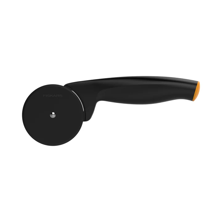 Functional Form Pizzaschneider von Fiskars in schwarz / orange