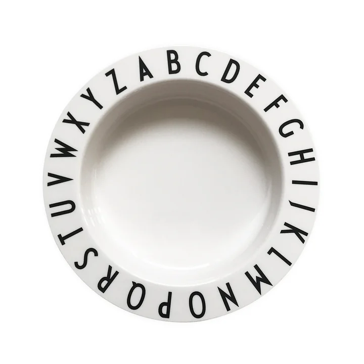 Eat & Learn Tritan Teller tief in weiß von Design Letters