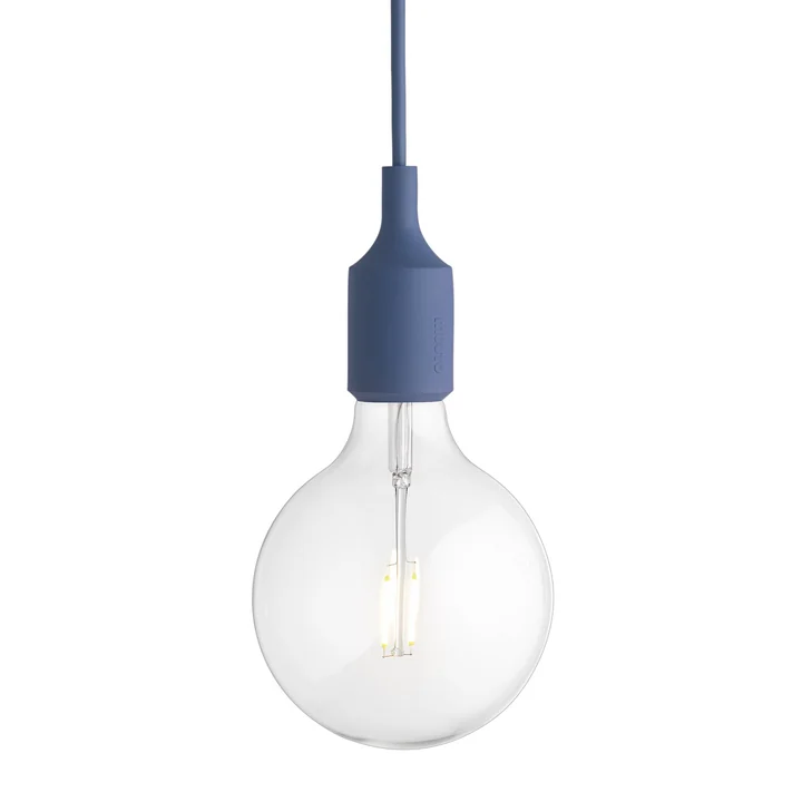 Die Muuto - Socket E27 LED-Pendelleuchte in hellblau