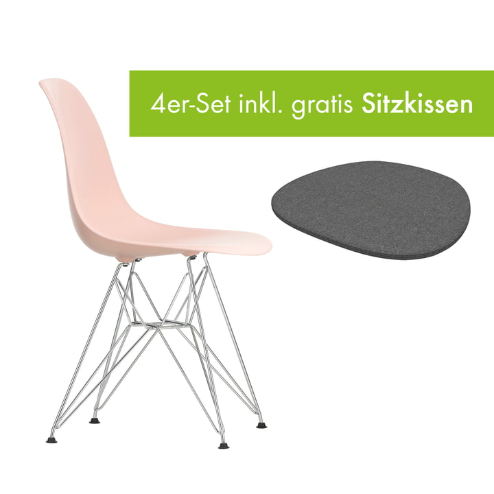 Eames Plastic Side Chair DSR von Vitra in der Ausführung verchromt / zartrosé inkl. Sitzkissen in der Ausführung classic grey