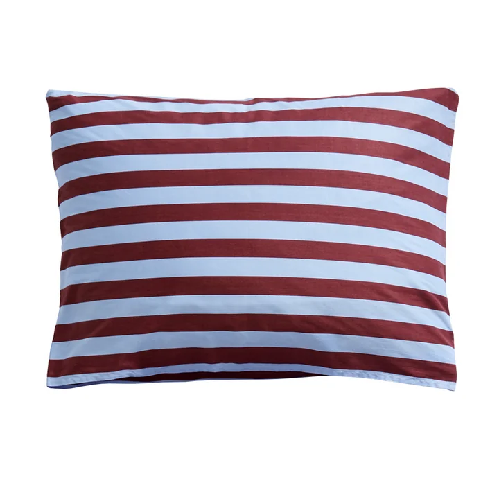Été Kopfkissenbezug, 50 x 70 cm, bordeaux / sky blue von HAY