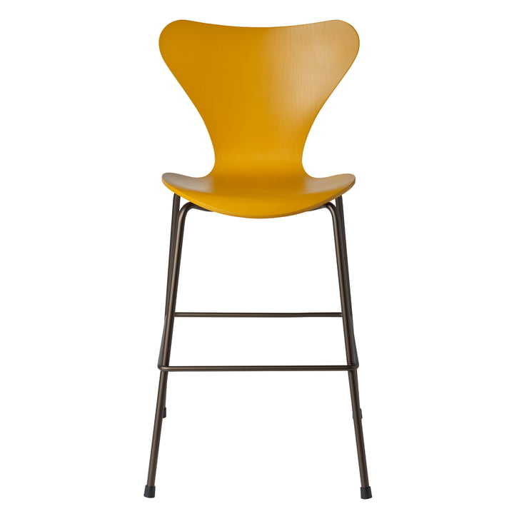 Serie 7 Junior Stuhl, Brown Bronze / burnt yellow von Fritz Hansen