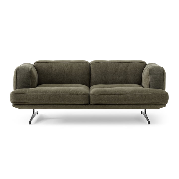 Inland Sofa AV22, 2-Sitzer, moosgrün (Clay 014) von &Tradition