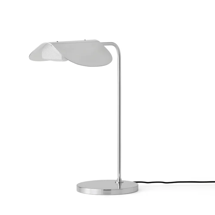 Wing Tischleuchte von Audo in der Ausführung Aluminium