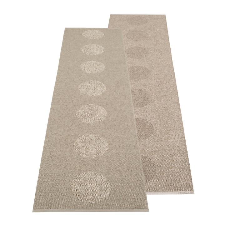 Vera Teppich 2.0, 70 x 280 cm, dark linen / linen metallic von Pappelina