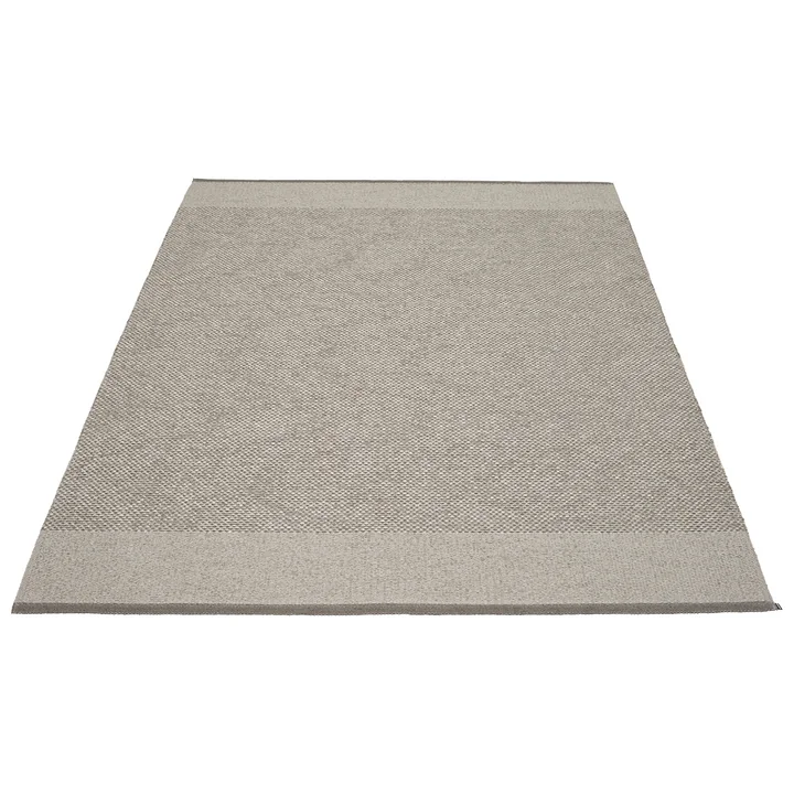 Edit Teppich, 180 x 260 cm, edit charcoal / warm grey / stone metallic von Pappelina