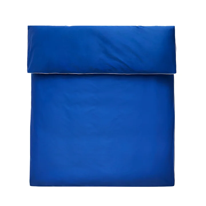 Outline Bettbezug, vivid blue von HAY