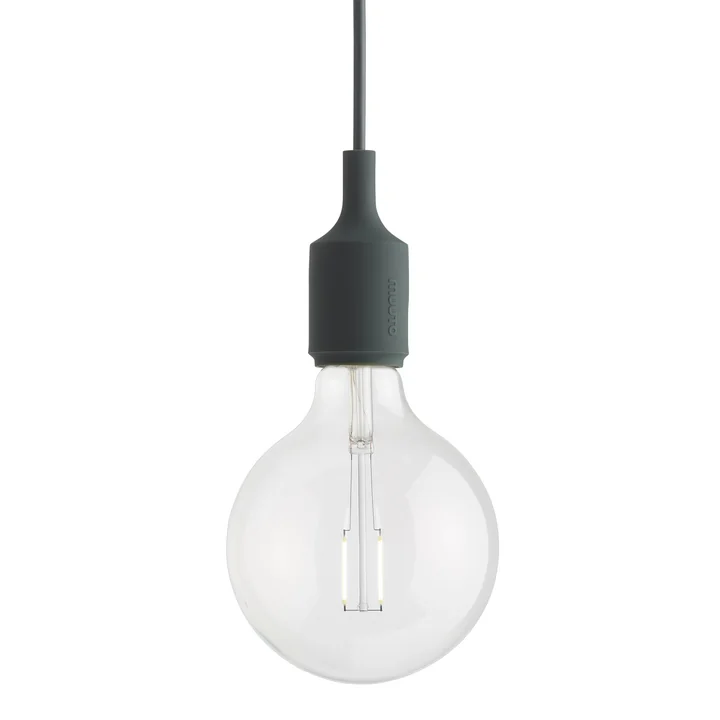 Socket E27 LED-Pendelleuchte von Muuto in der Farbe dunkelgrün