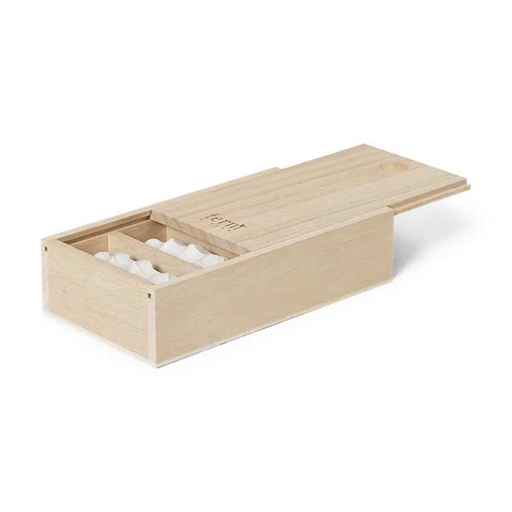 Serre Besteckablage von Ferm Living in der Farbe off-white