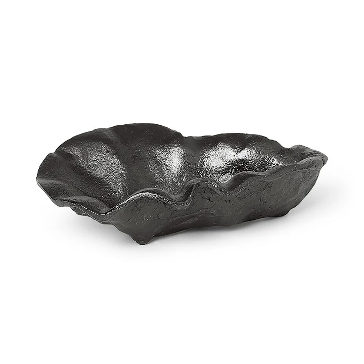Oyster Dekoschale, Messing schwarz von Ferm Living