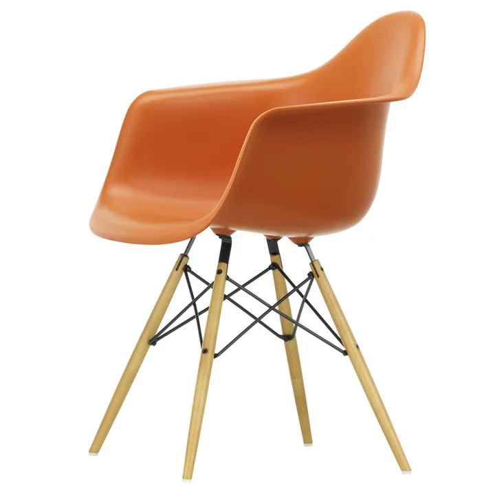 Eames Plastic Armchair von Vitra