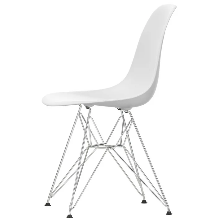 Eames Plastic Side Chair von Vitra