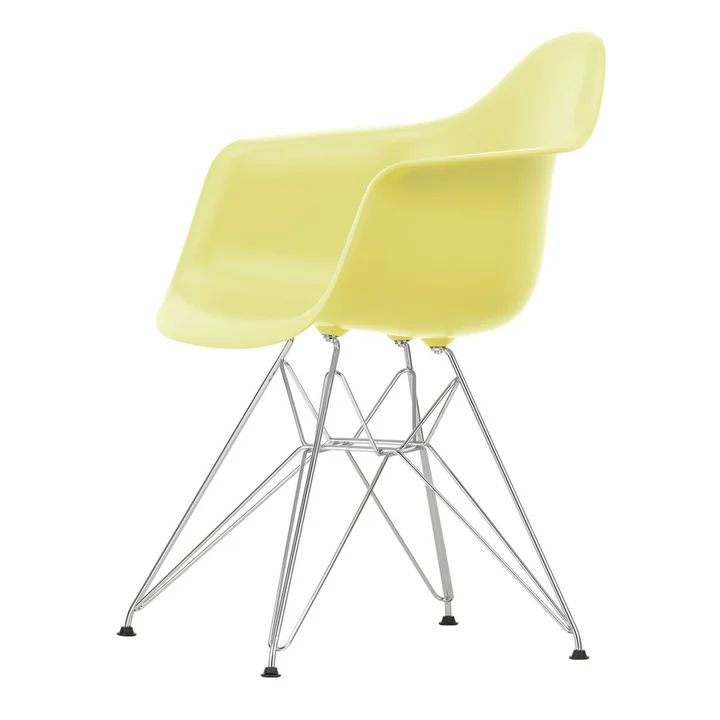 Eames Plastic Armchair von Vitra