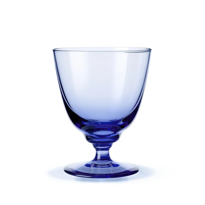 Flow Trinkglas mit Fuß von Holmegaard