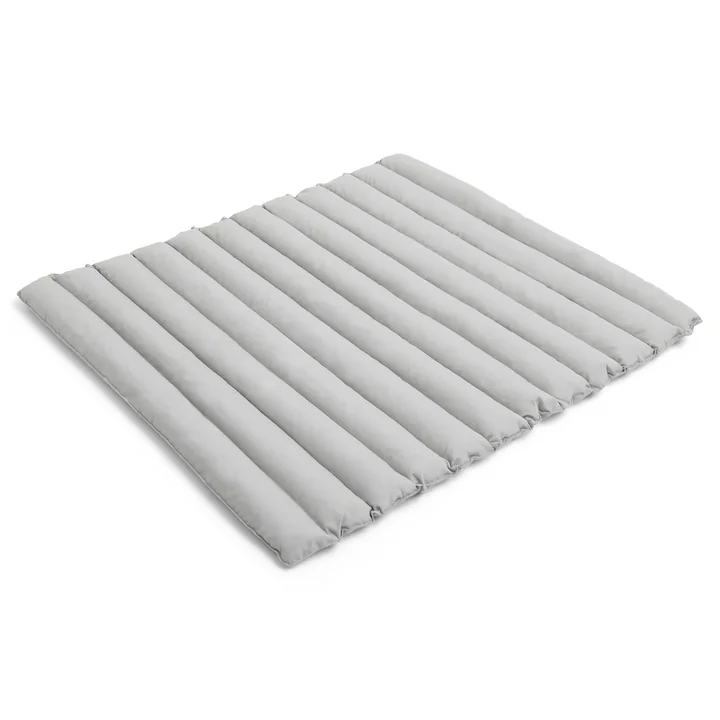 Palissade Soft Quilted Cushion, für Lounge Sofa, sky grey von HAY