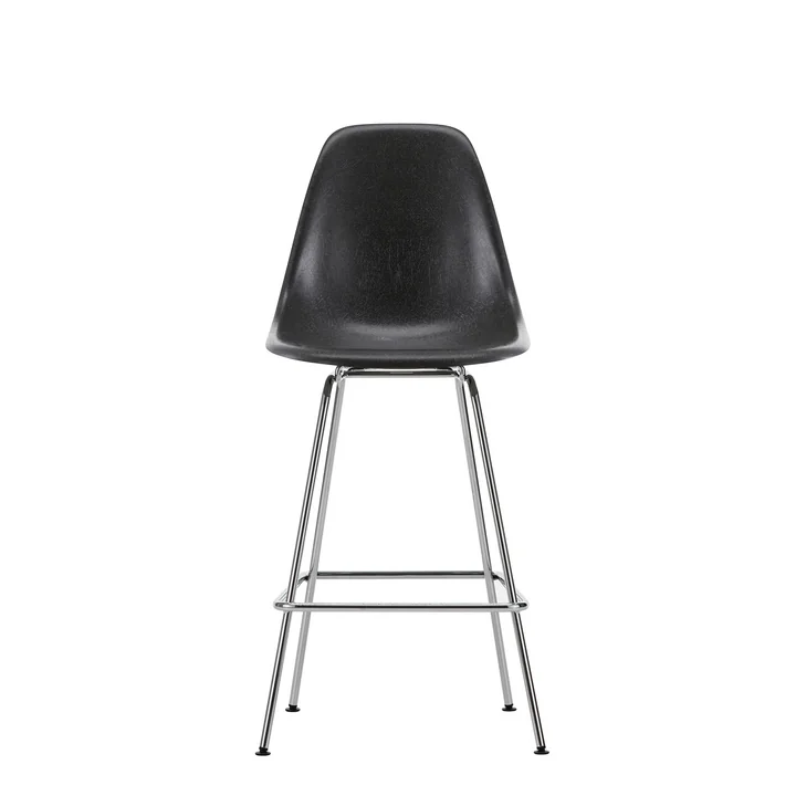 Eames Fiberglass Barstuhl, medium, verchromt / elephant hide-grey von Vitra