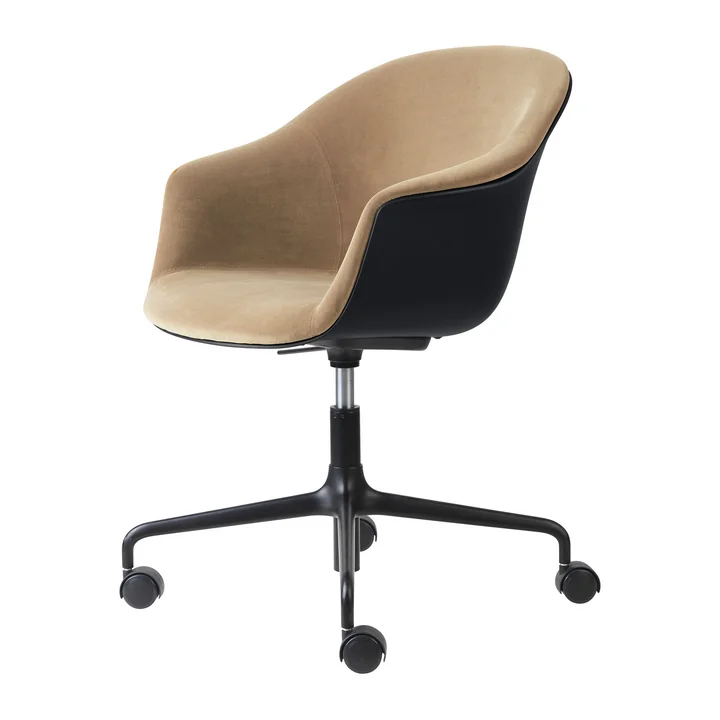 Bat Meeting Stuhl von Gubi