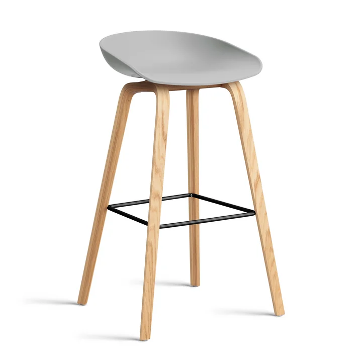 HAY - About A Stool AAS 32 H 85 cm, Eiche lackiert / Stahl schwarz / concrete grey 2.0 