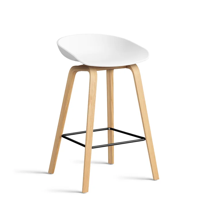 HAY - About A Stool AAS 32 H 75 cm, Eiche lackiert / Stahl schwarz / white 2.0 