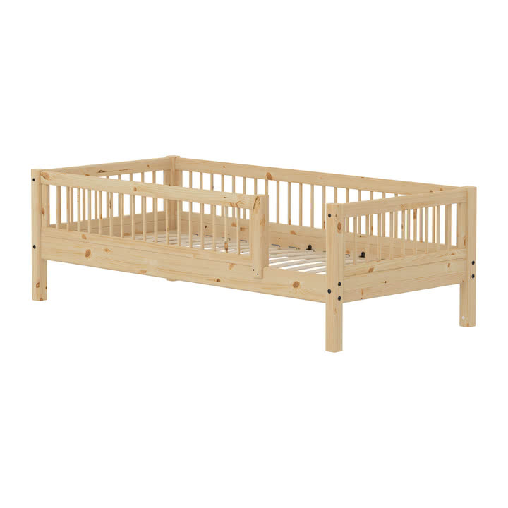 Flexa - Raw Einzelbett mit Crossbars und Absturzsicherung, 90 x 200 cm, Kiefernholz