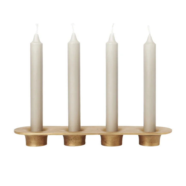 Ferm Living - Soothe 4 Kerzenhalter, Messing-Finish mit Kerze