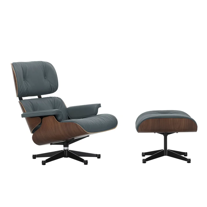 Vitra - Lounge Chair & Ottoman, schwarz / poliert, Nussbaum dunkel, Leder Premium F, rauchblau