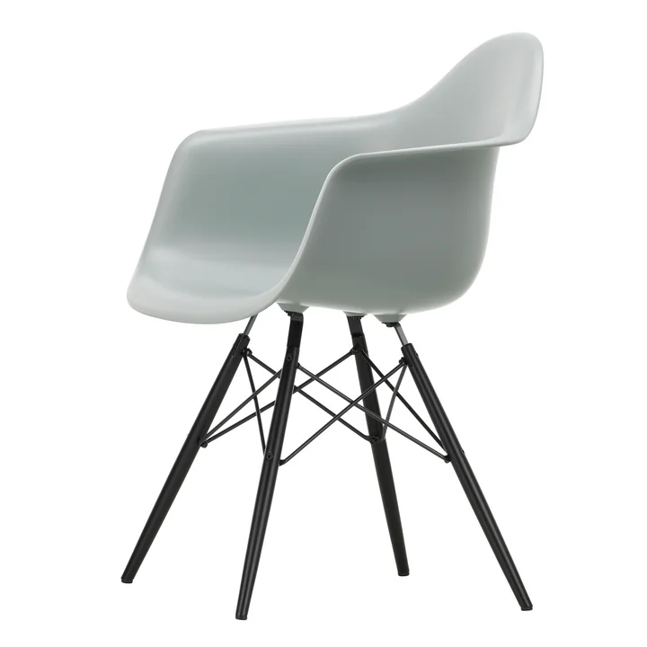 Vitra - Eames Plastic Armchair DAW RE, Ahorn schwarz / hellgrau