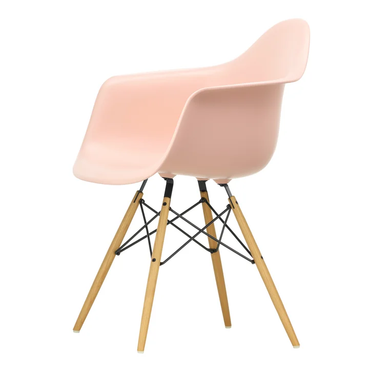 Vitra - Eames Plastic Armchair DAW RE, Esche honigfarben / zartrosé