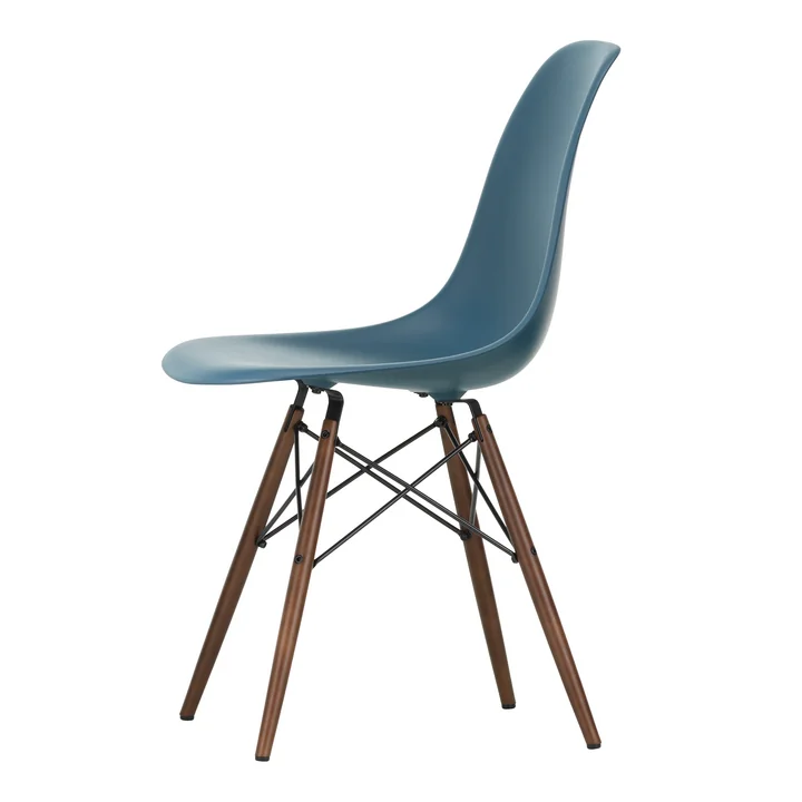 Vitra - Eames Plastic Side Chair DSW RE, Ahorn dunkel / meerblau 