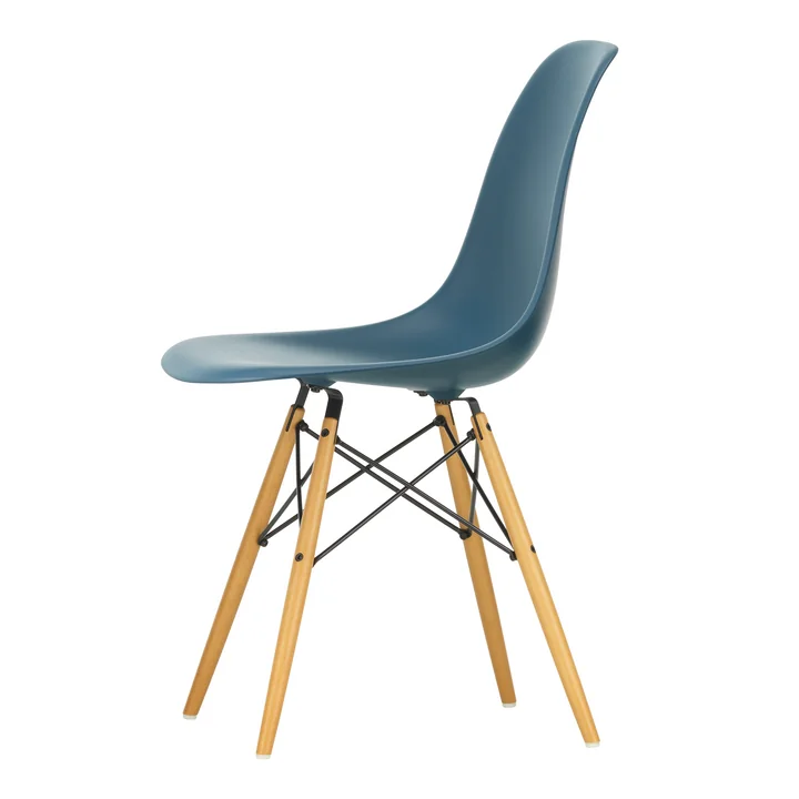 Vitra - Eames Plastic Side Chair DSW RE, Ahorn gelblich / meerblau 