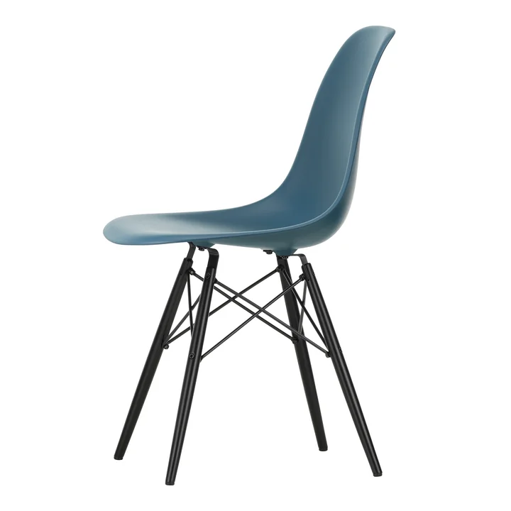 Vitra - Eames Plastic Side Chair DSW RE, Ahorn schwarz / meerblau 
