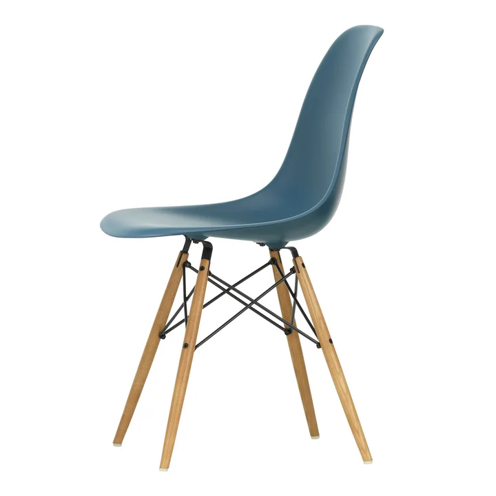 Vitra - Eames Plastic Side Chair DSW RE, Esche honigfarben / meerblau 