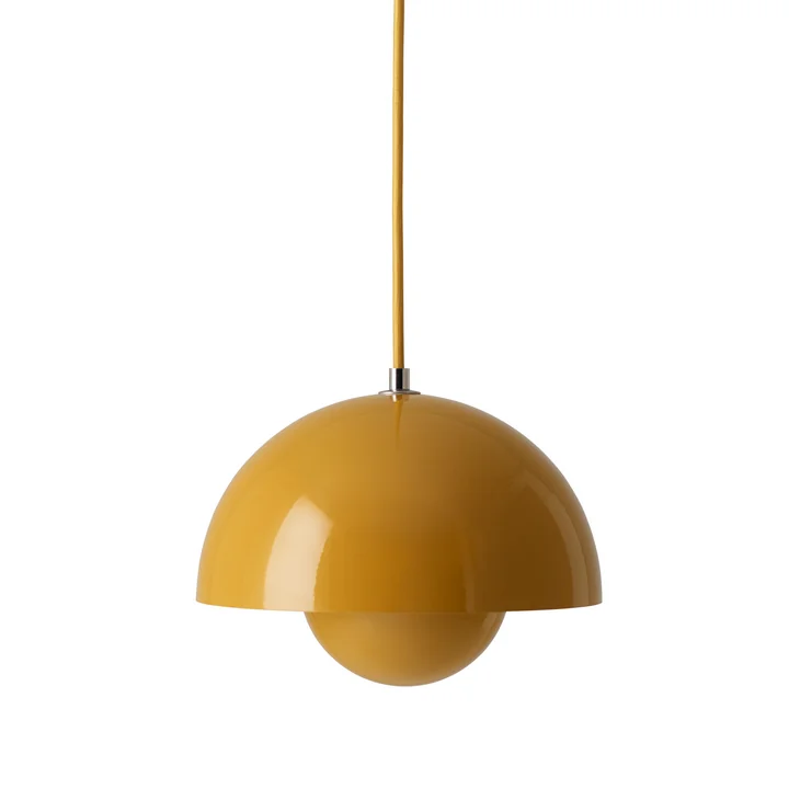 Die FlowerPot Pendelleuchte VP1 von &Tradition, senf
