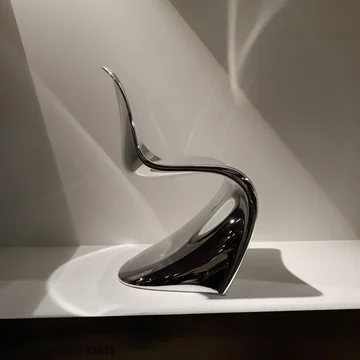 Panton Glow Chrome imm Cologne