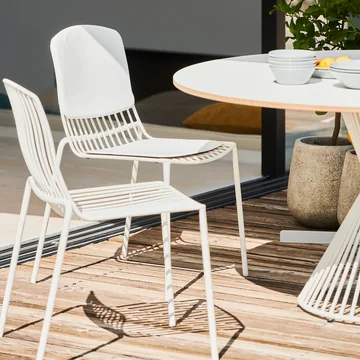 Mori Gartenarmlehnstuhl von Jan Kurtz