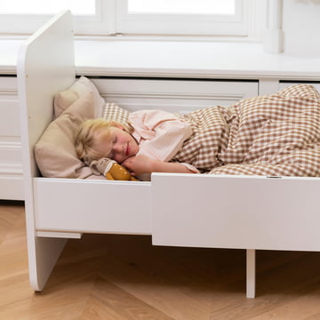 Form Baby & Junior Bed von Nofred